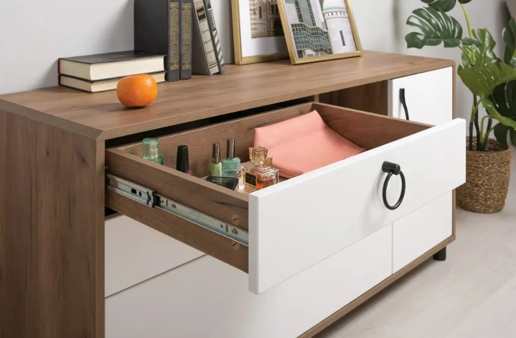 Fitted And Built In Wardrobes UK