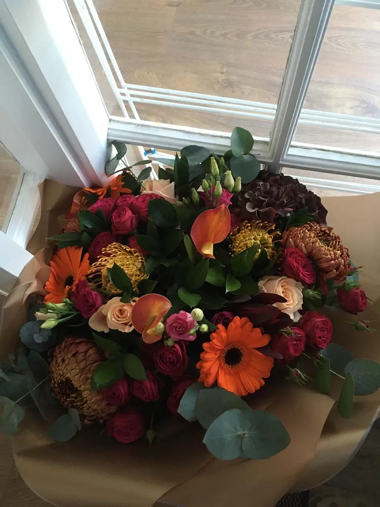 Floral & Hardy Flowers and Gifts