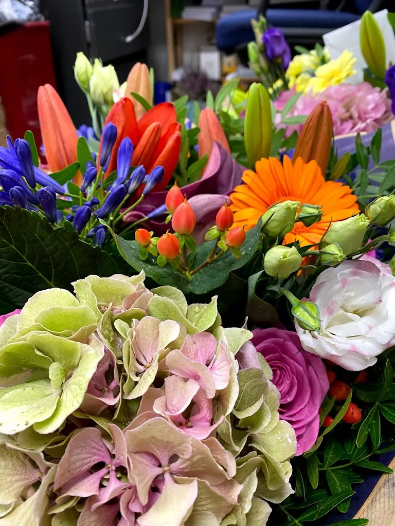 Flowernest.com