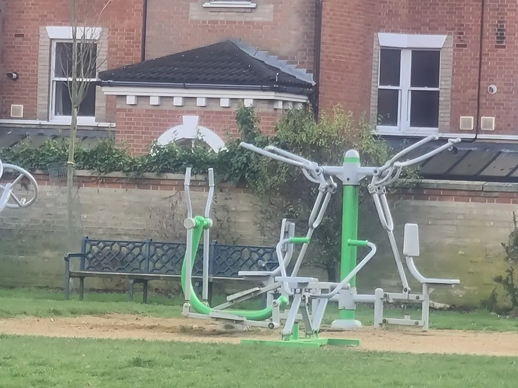 Forest Lane Outdoor Gym