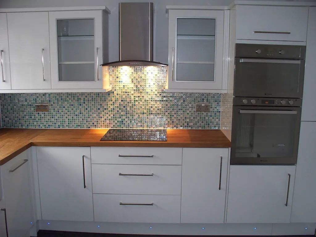 FOXBUILDING Bathroom and Kitchen renovations