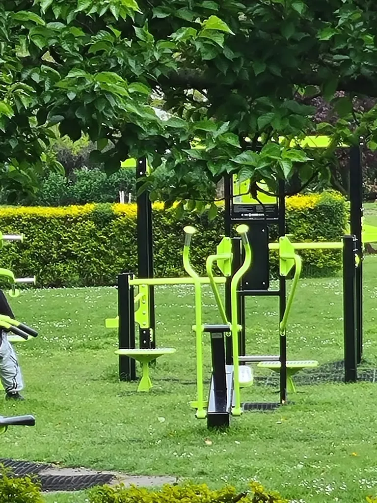 Greatfields Park Outdoor Gym