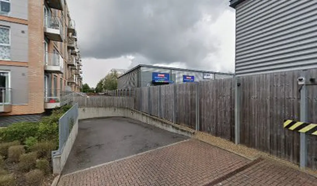 Johnstone's Decorating Centre