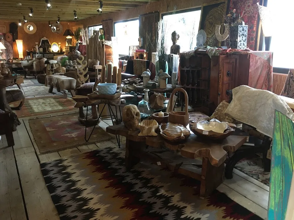 Knots Furniture Ltd
