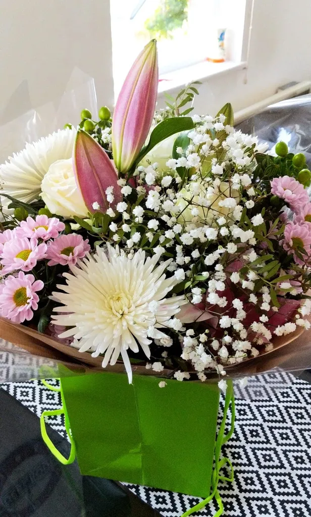 La Belle Vie Flowers