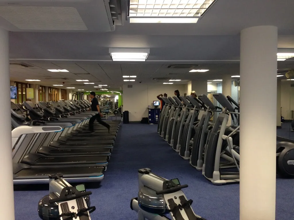 Latchmere Leisure Centre