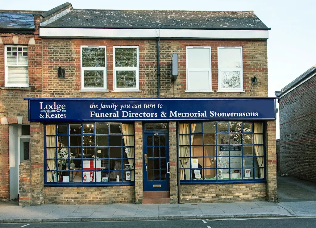 Lodge & Keates - Funeral Directors Hampton Hill