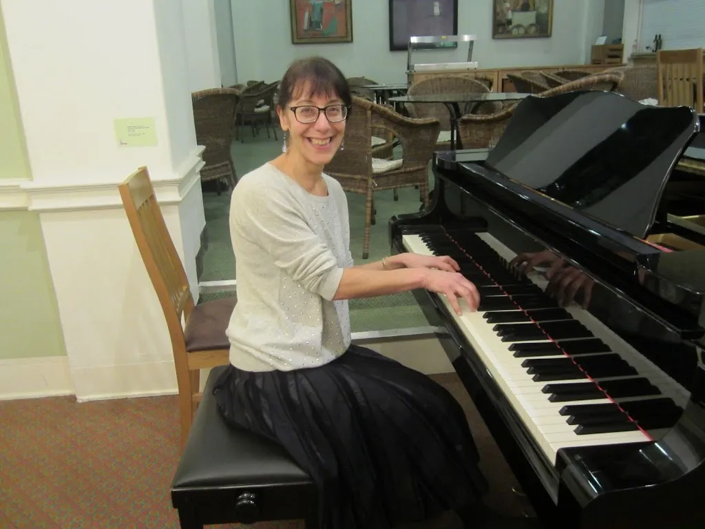 Margaret Miller highly experienced piano teacher and accompanist