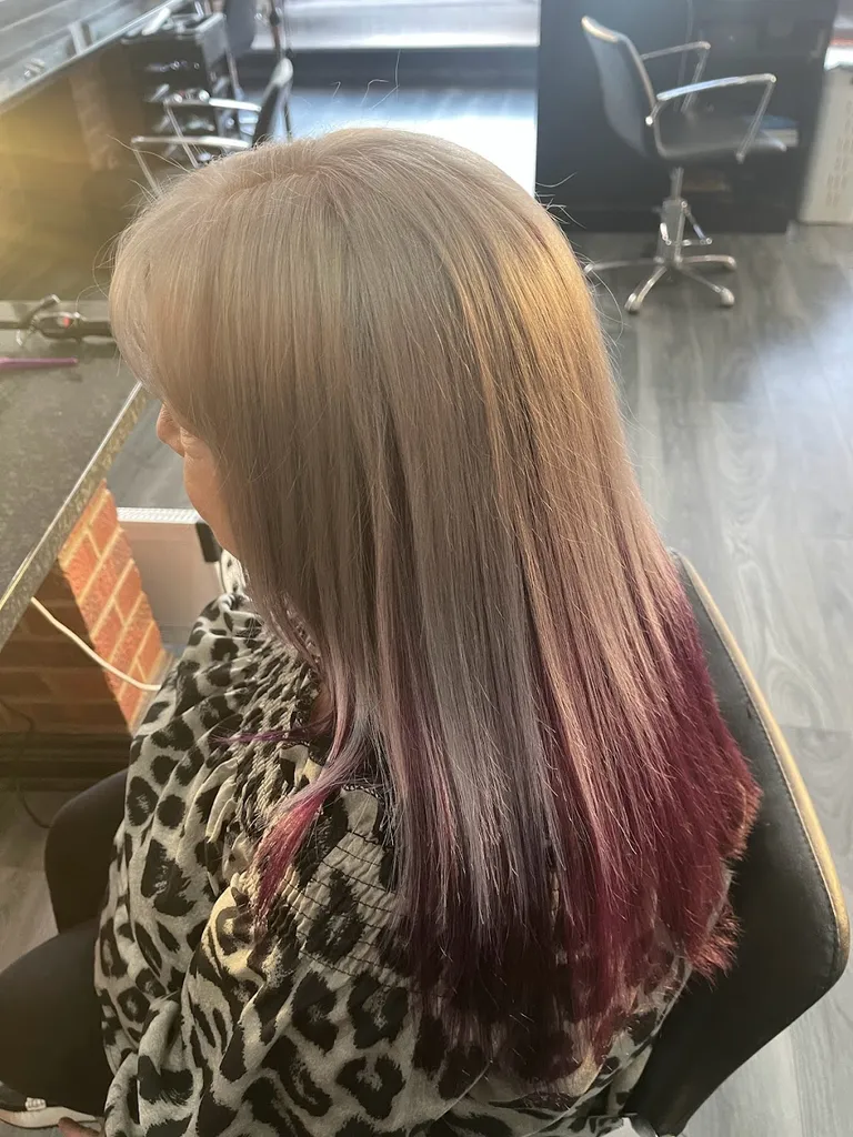 Mark Thorpe hair and beauty salon