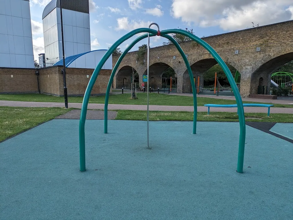 Millwall Park Outdoor Gym