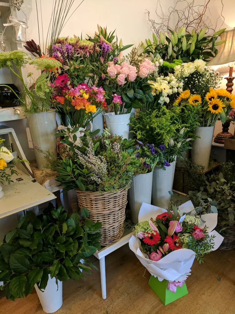 Mrs Bouquet