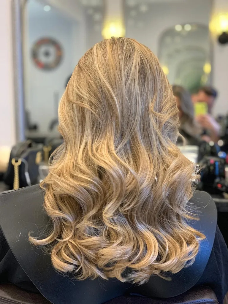 Naz Zeneldeen Hairdressers Fulham