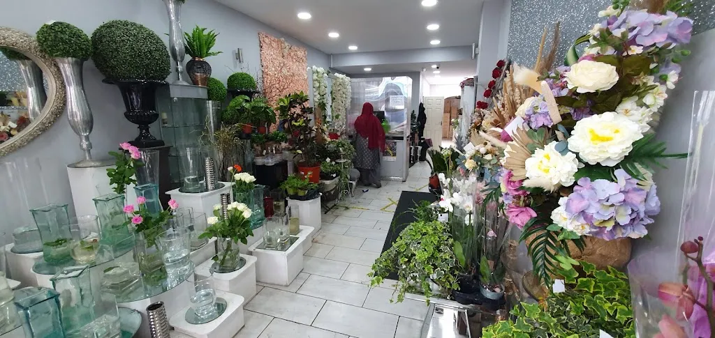 NEWHAM FLORIST & BALLOONS