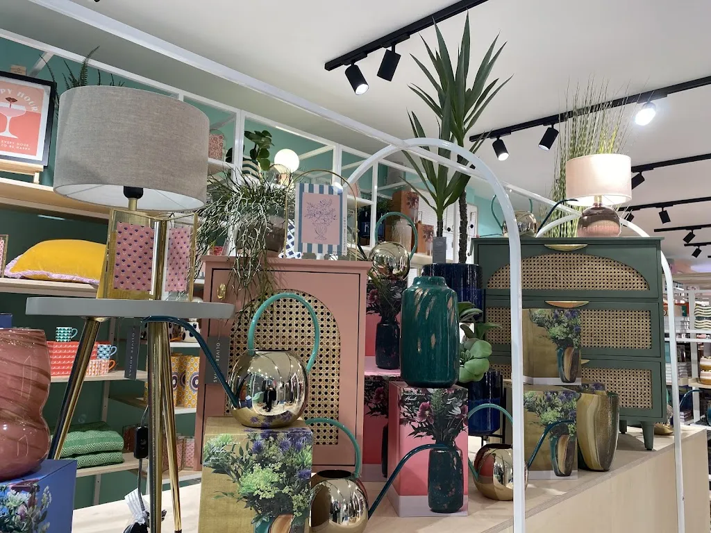 Oliver Bonas