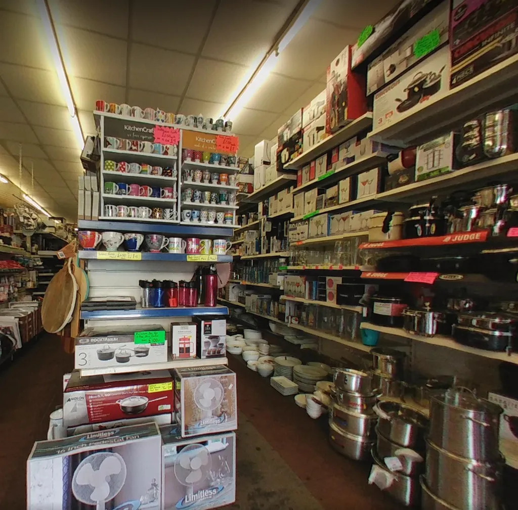 Paul's Discount Store London