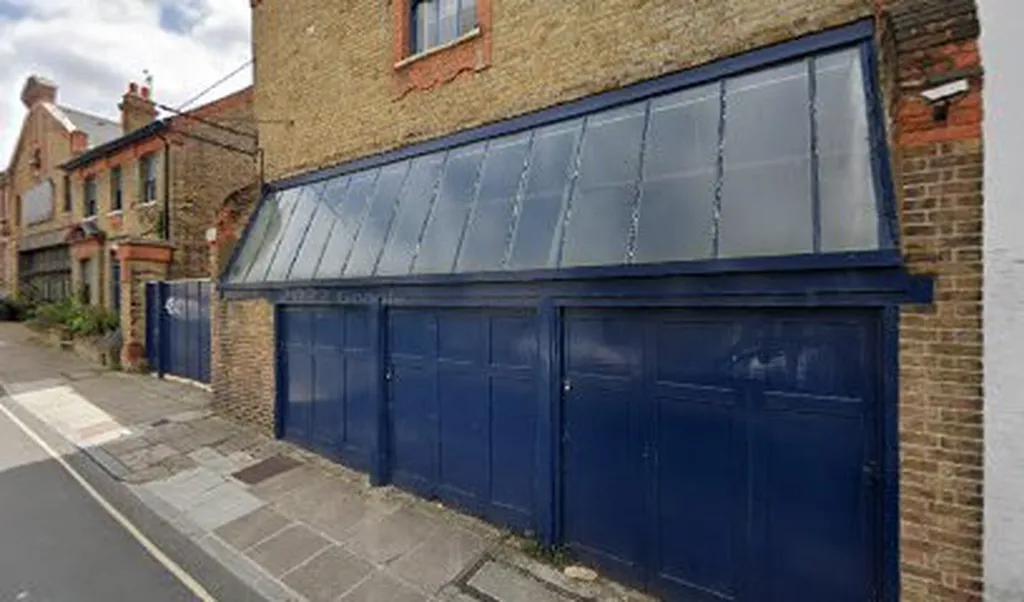 Performance House