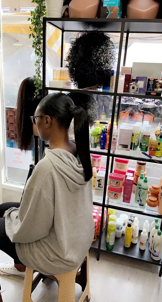 Poshmina hair and beauty