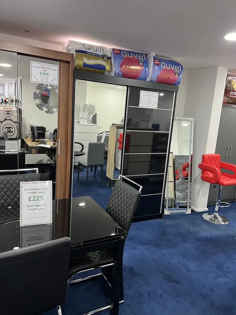 Queens Beds and Furniture