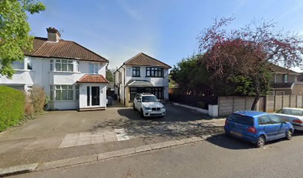 Rens Kitchen Ltd