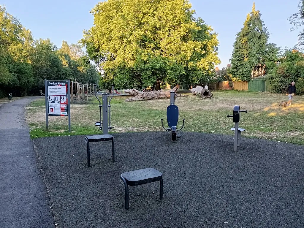 Riverside Park Outdoor Gym
