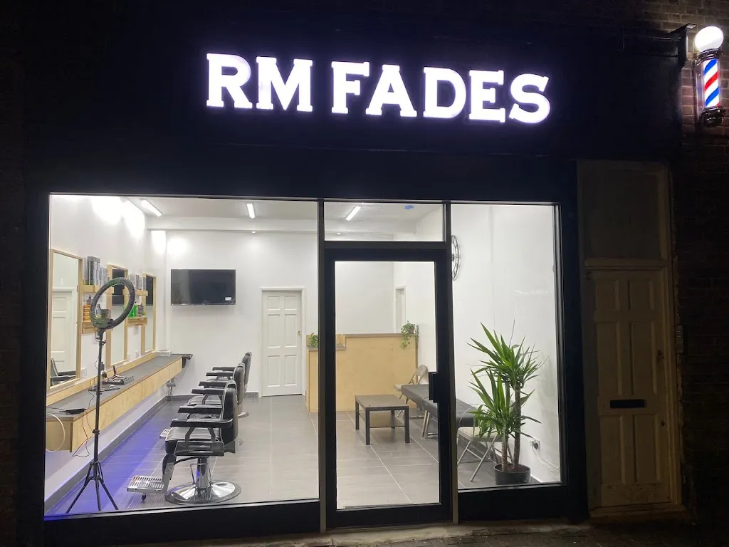 RM FADES (barbers/hairdressers)