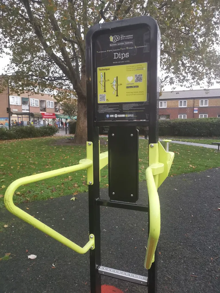 Rope Walk Gardens Outdoor Gym