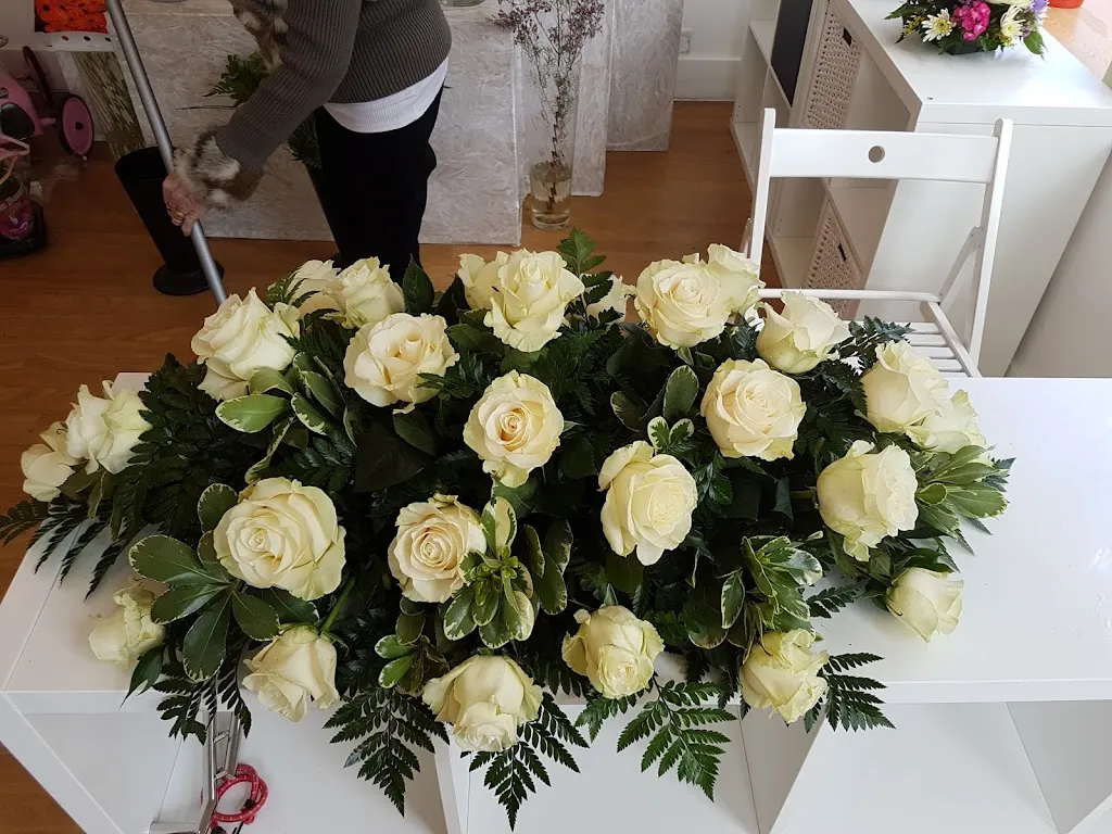 Scotts one last time flowers Sutton and Godstone