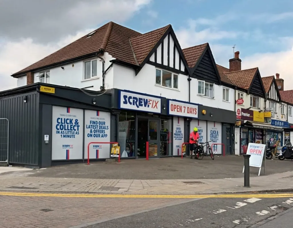 Screwfix New Malden