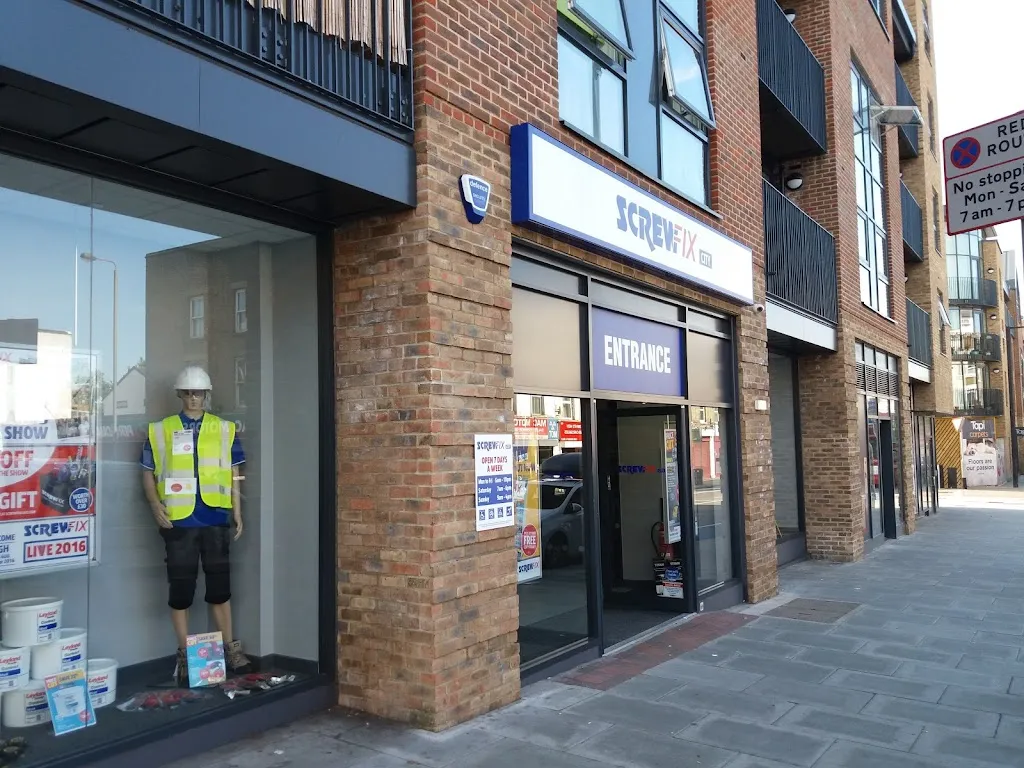 Screwfix Tooting