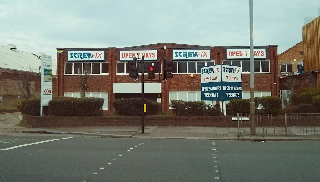 Screwfix Wandsworth