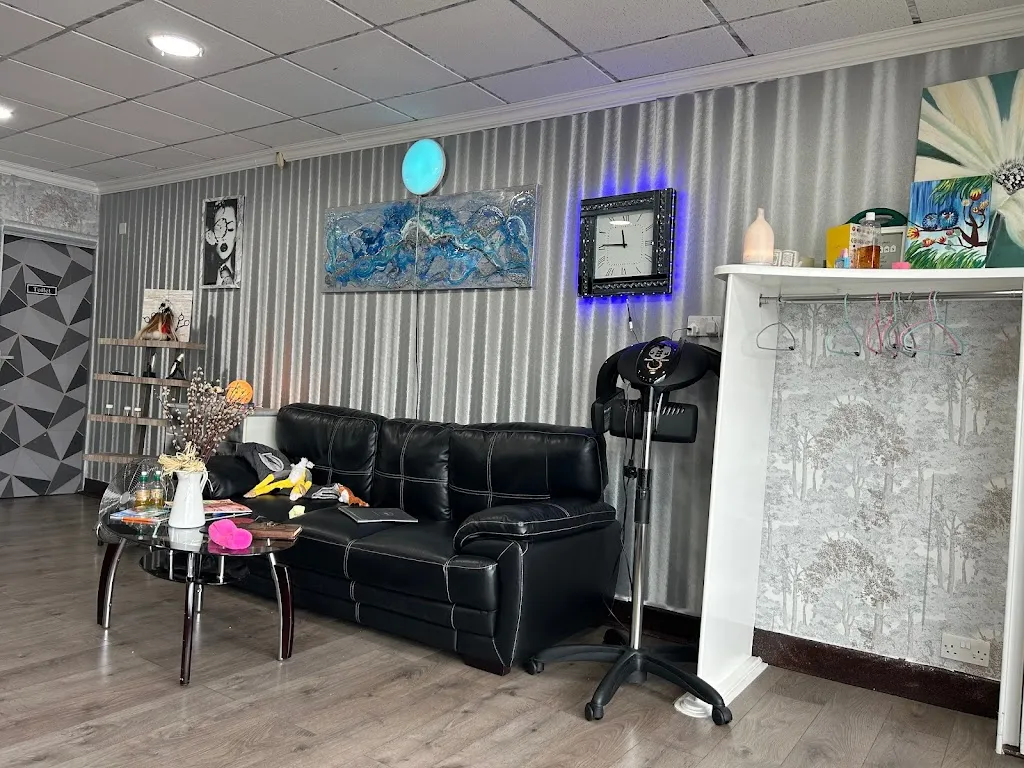 Senol Uzun Hair Salon
