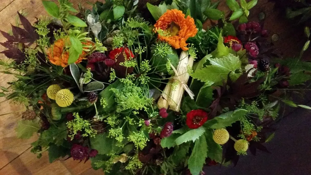 Stork & Blossom - Floral Art Design