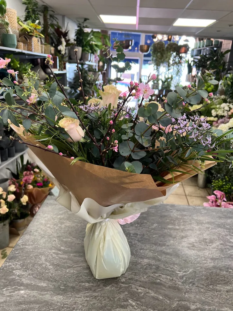 SW Blooms Florist