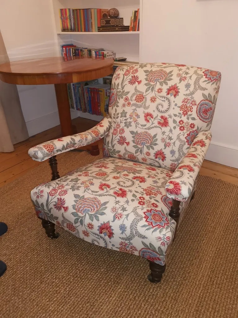T & T Upholstery