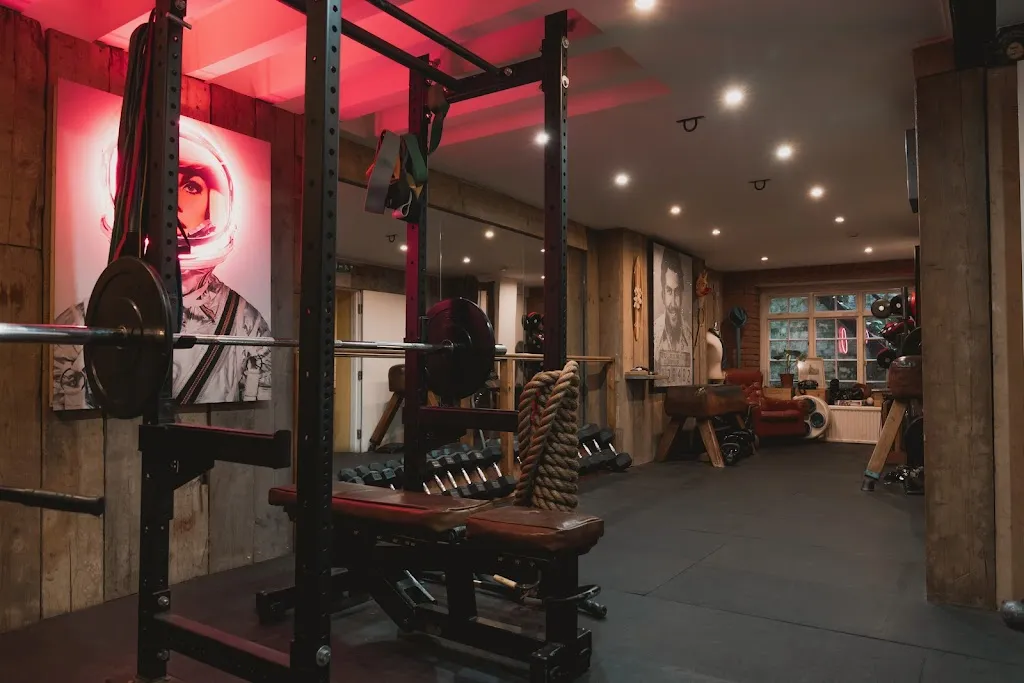TERRA HALE - Best Gym, Personal Training and Body Transformations services in London