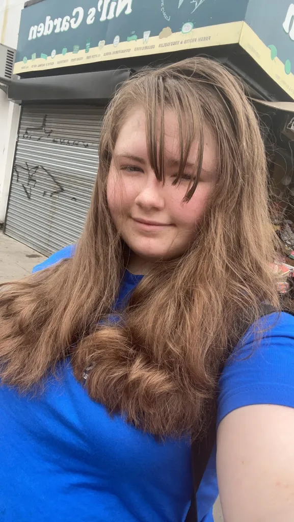 TONY'S - Hair Stylists