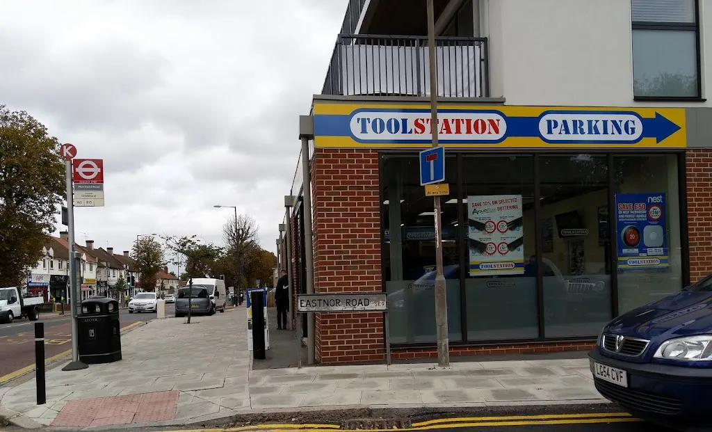 Toolstation New Eltham Metro