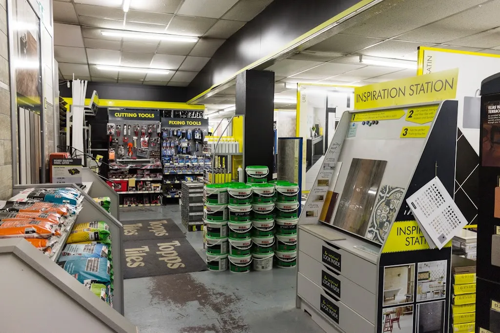 Topps Tiles Penge
