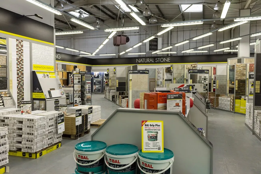 Topps Tiles Raynes Park - SUPERSTORE