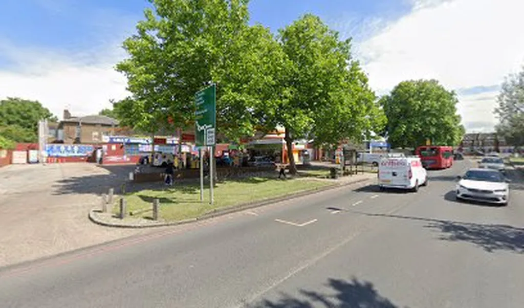 Tottenham Service Station