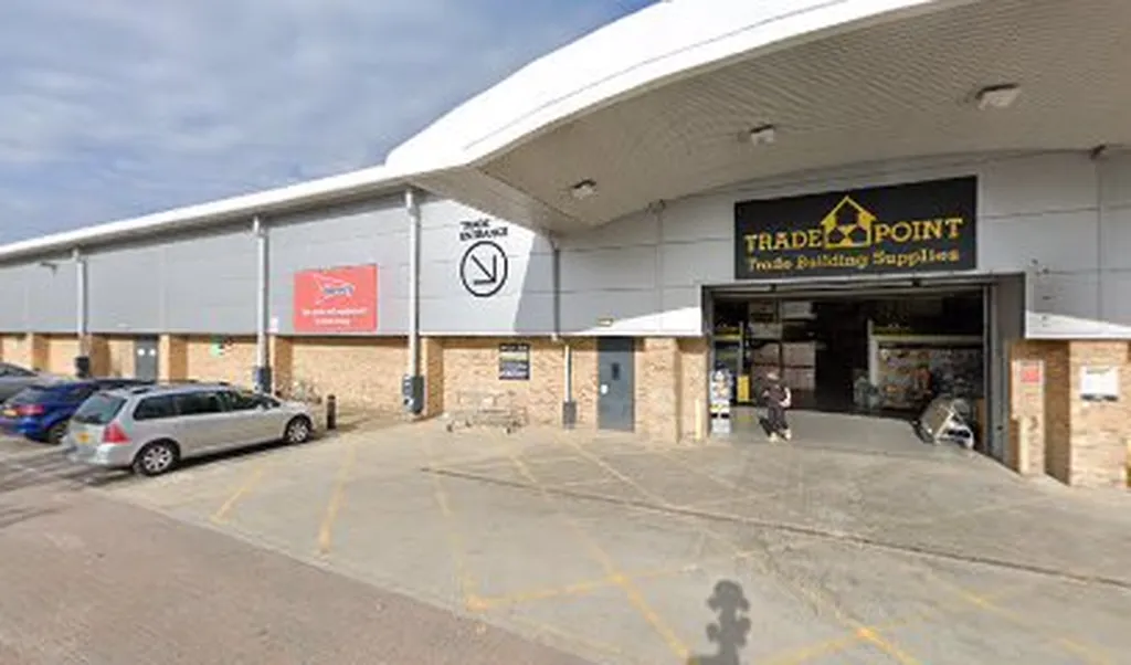 TradePoint Romford - Roneo Corner