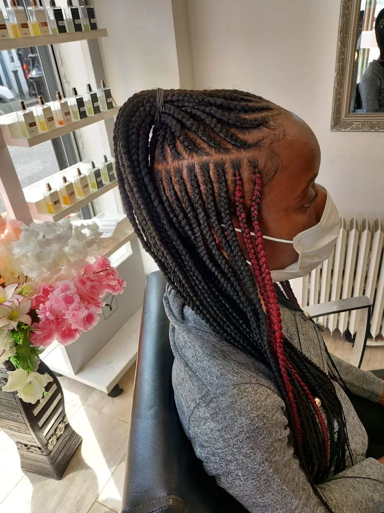 Troyale’s Hair Salon