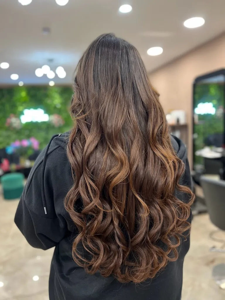 Unique Hair Extension Studio