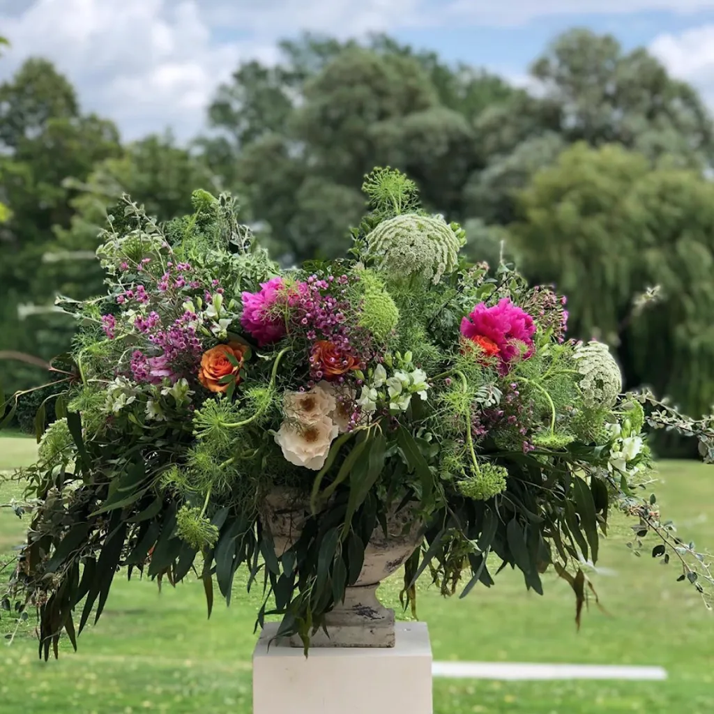 URBAN FLOWER FARMER
