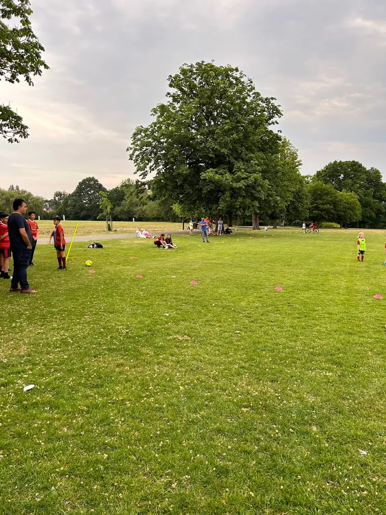 West Harrow Park Outdoor Gym