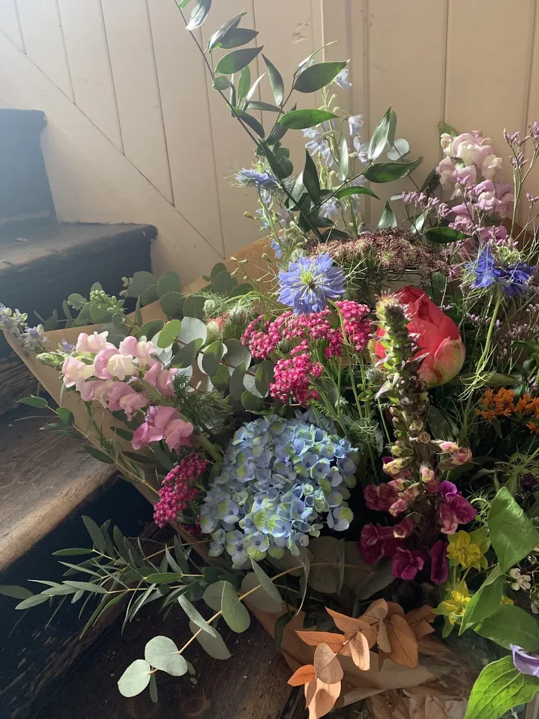 You Don't Bring Me Flowers