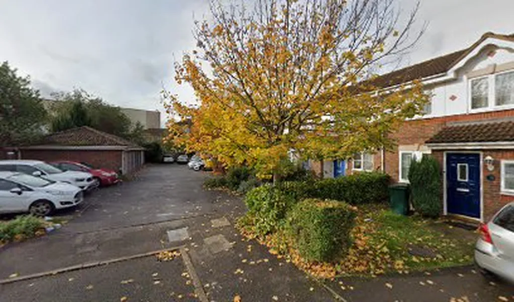 23 Tollgate drive, Hayes