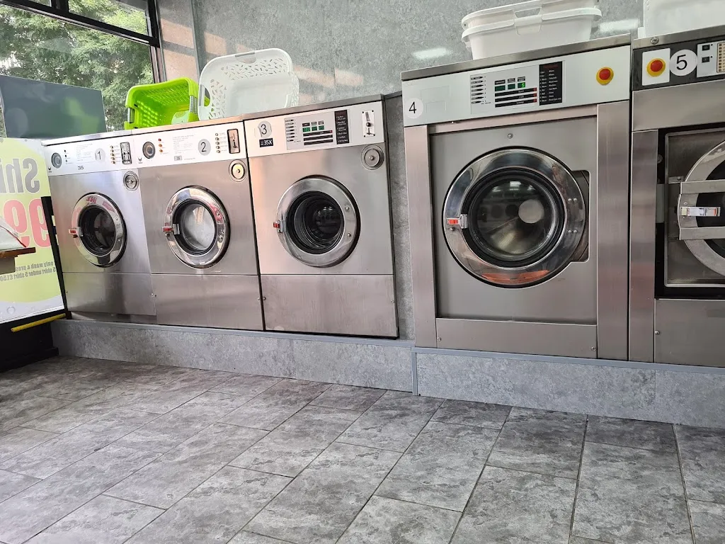 A&Z Dry cleaners & Launderette