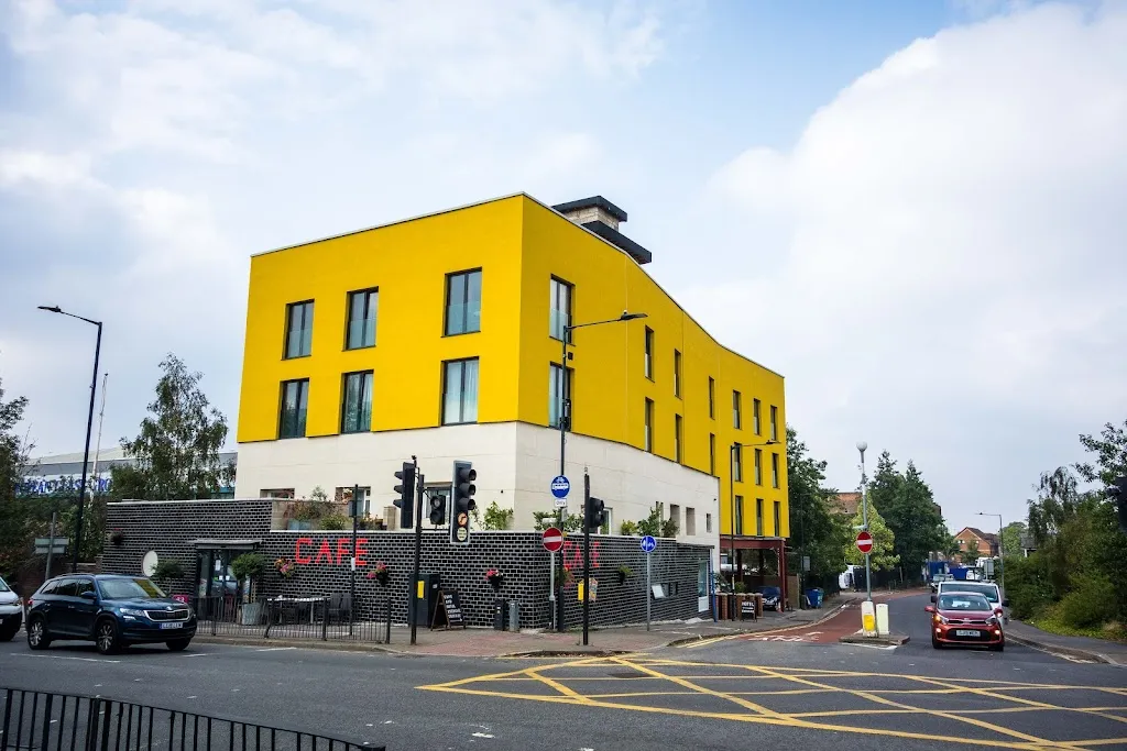 Abbey Point Hotel