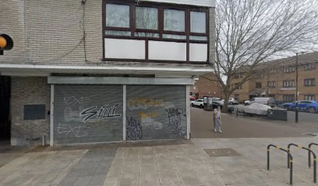 Acorn Off Licence